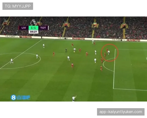 模拟犯规判罚标准全解析：裁判如何识别真假犯规？