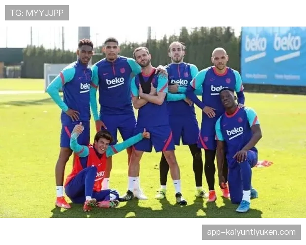 佩德里在欧战强强对话中的技术运用与高压对抗表现解析